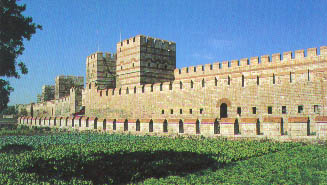 Un tratto delle mura di Costantinopoli