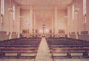 Chiesa del Sacro Cuore: l'interno