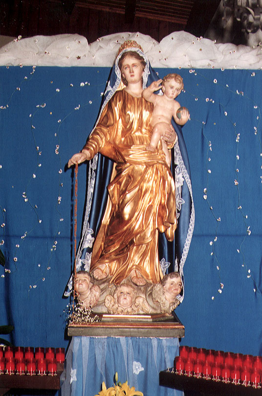statua della Madonna